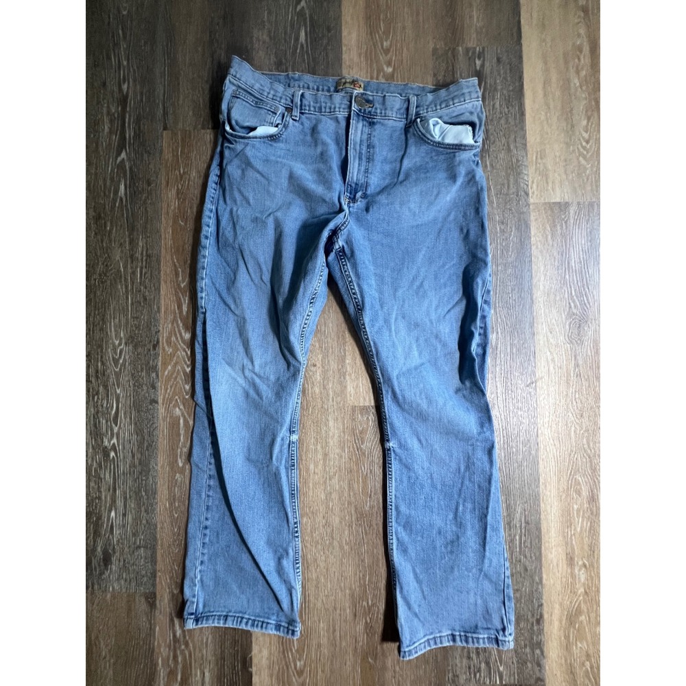 Wrangler 20X Style 42 Vintage Boot Jeans Mens 38 Light Wash Blue Good Denim